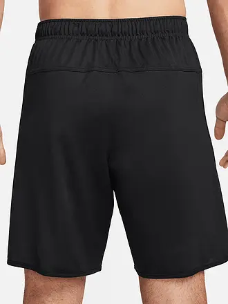 NIKE | Short de fitness pour homme Dri-FIT Totality | schwarz